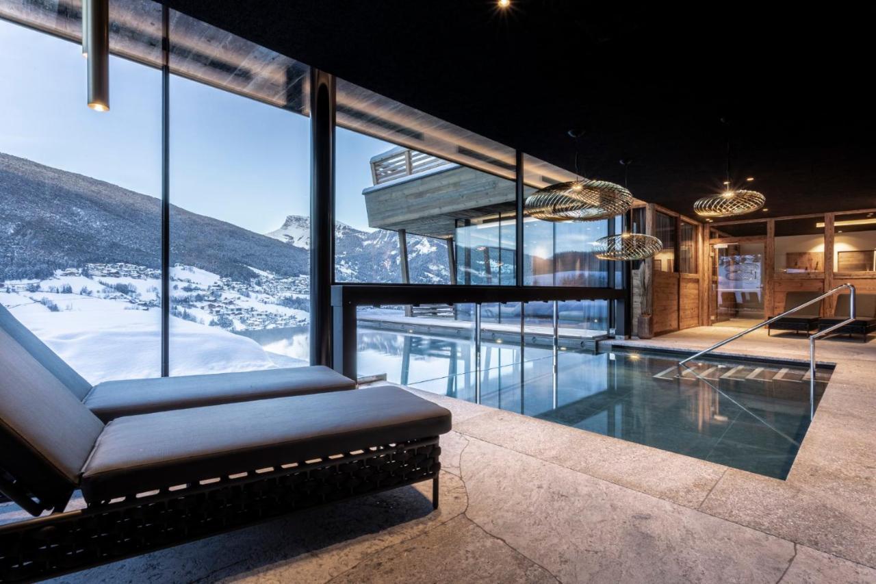 Hotel Niblea Dolomites Ortisei Exterior photo